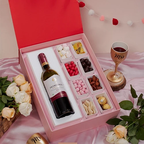 Non Alcoholic Wine N Treats Hamper