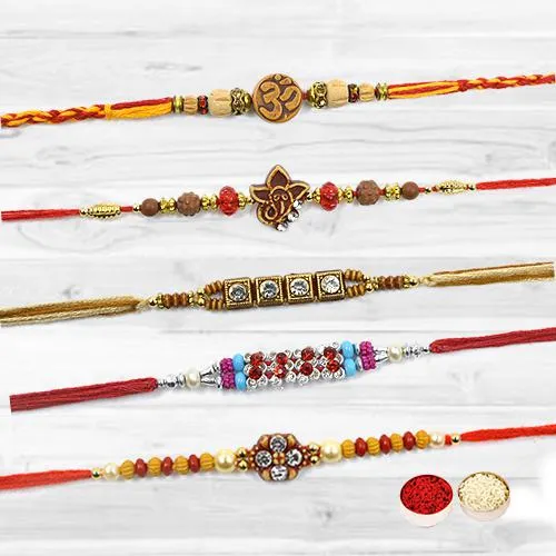 Showy Rakhi Color Combinations