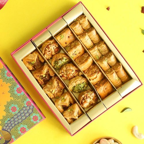 Royal Gift Box of Assorted Baklavas by Kesar