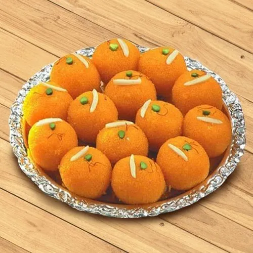 Exclusive Motichur Ladoo 1/2 kg with Everlasting Joy