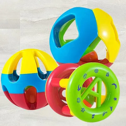 Wonderful Set of 3 Rattle Shake and Grab Ball for Kids