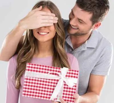 Gifts for Girlfriend to Bangalore